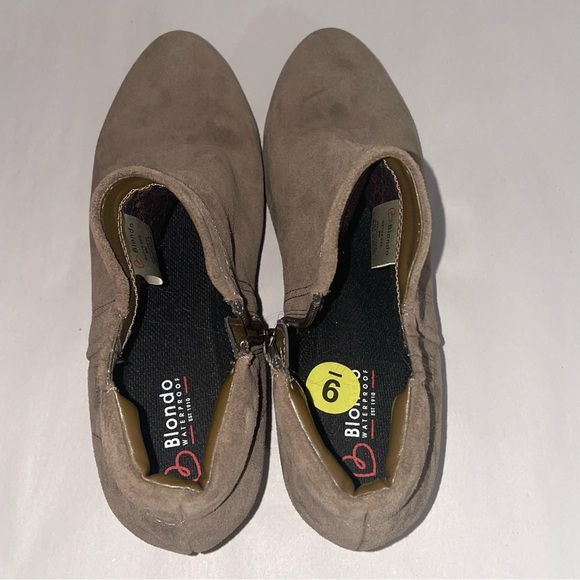 Blondo Valli Waterproof Suede Dark Taupe Zip Up Ankle Booties Women's Size 9 - Picture 12 of 12